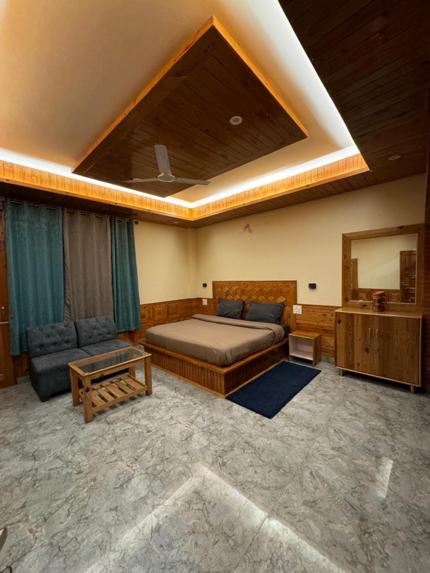 Delight Homestay Kasol Zewnętrze zdjęcie