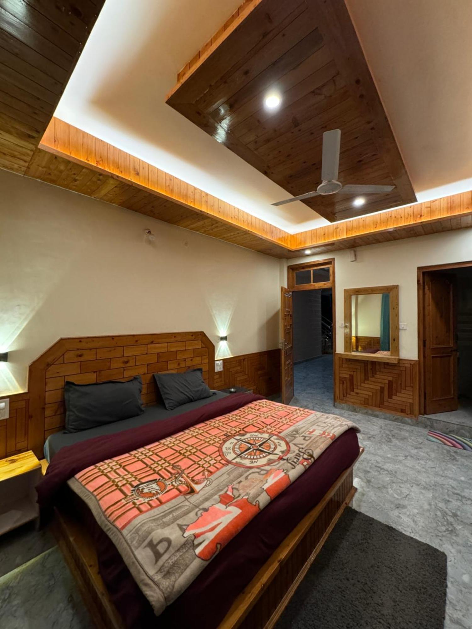 Delight Homestay Kasol Zewnętrze zdjęcie