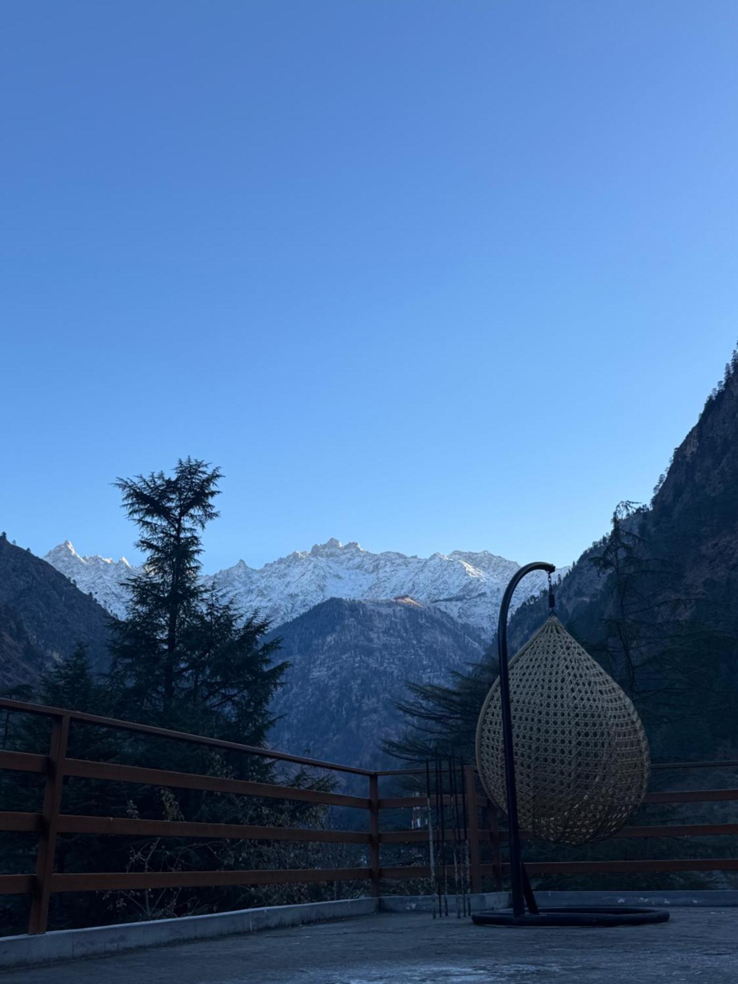 Delight Homestay Kasol Zewnętrze zdjęcie